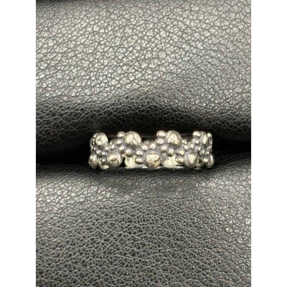 New Condition Sterling Silver Paws Prints Band Ring Size 7 F24